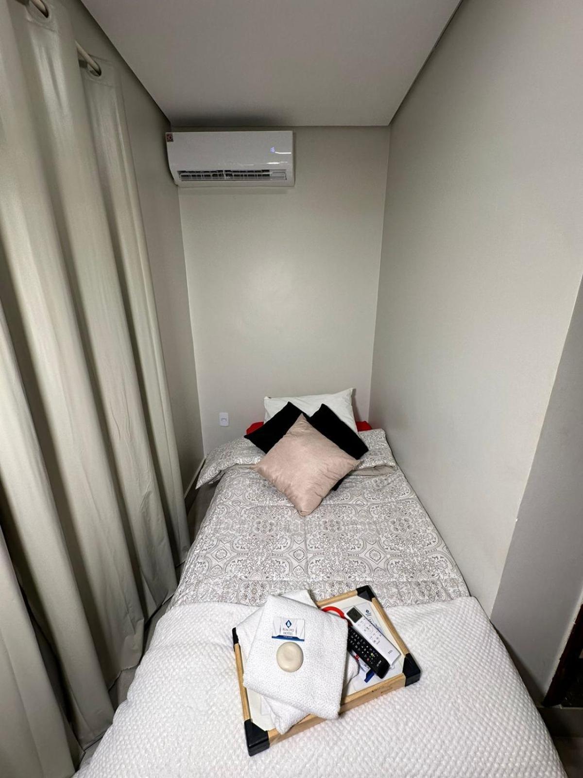 Riacho Hotel Brasilia Bagian luar foto