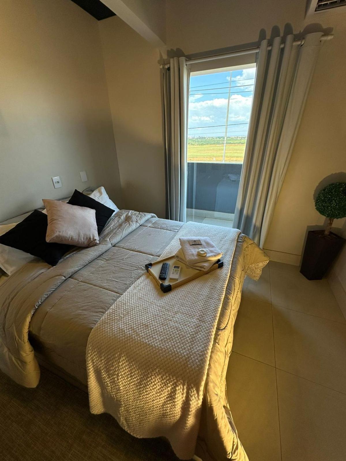 Riacho Hotel Brasilia Bagian luar foto